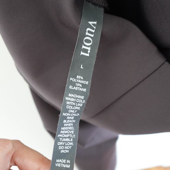 Vuori Women's Charcoal Leggings - Picture 7 of 12